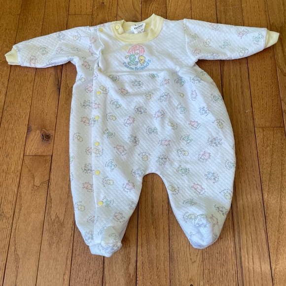 Gerber Other - Vintage Gerber White Baby Footed One-Piece with Yellow Trim and Pastel Prints